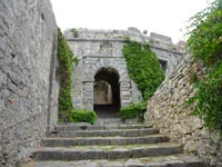 click to zoom - 2.27 MB Portovenere, Doria Castle - Inside view of the castle<br>
4320x3240, 2.27 MB