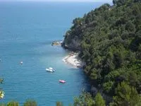 click to zoom - 1.63 MB Palmaria Island - Hiking around the island<br>4320x3240, 1.63 MB